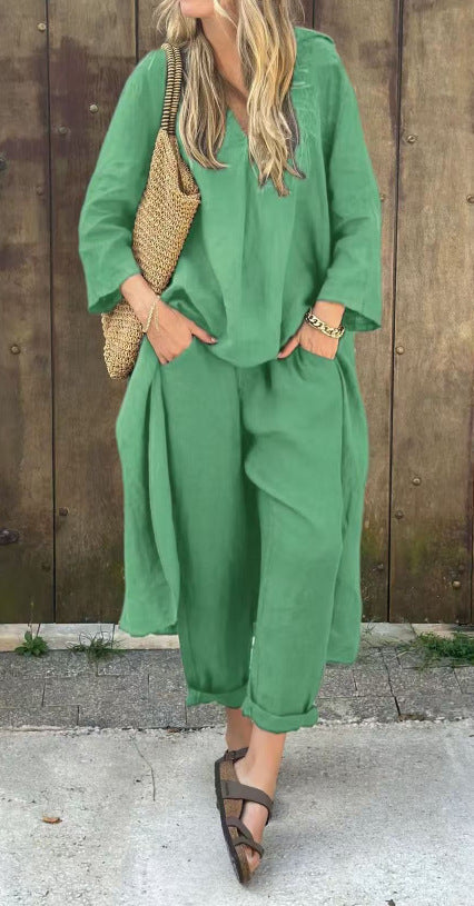 Women's V-Neck 2-Piece Set with Pockets