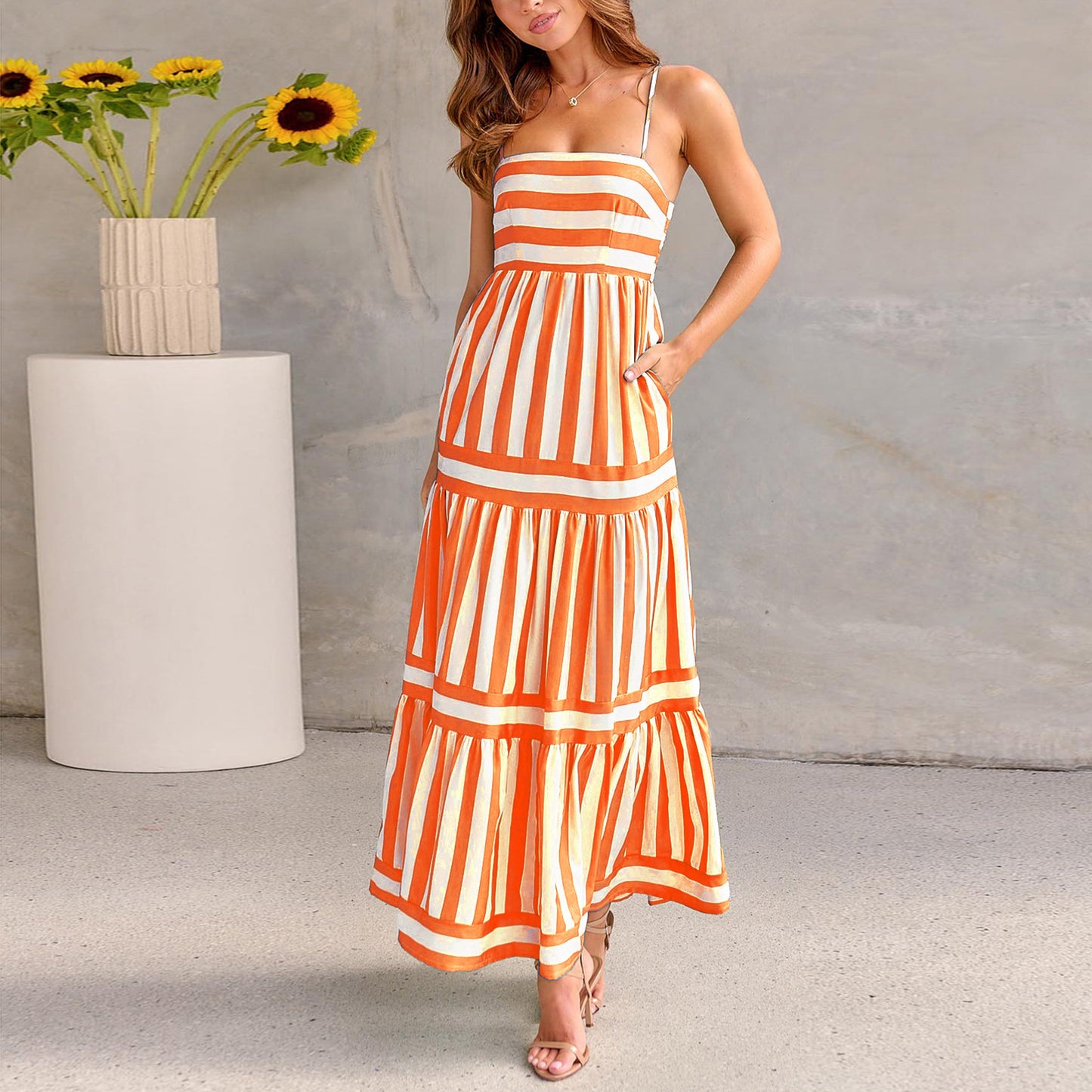 Backless Summer Maxi Dress with Pockets